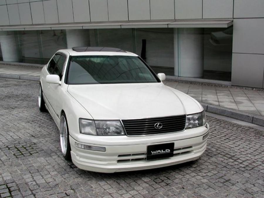  Lexus LS400 by Wald 1995 года  (фото 2 из 6)